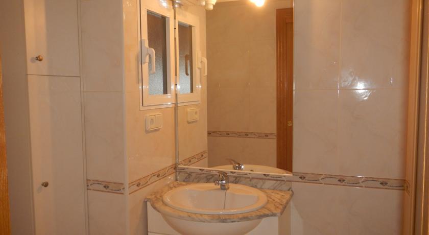 Las Carabelas Apartments Бенидорм Экстерьер фото