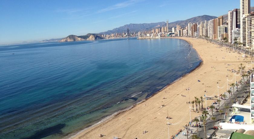 Las Carabelas Apartments Бенидорм Экстерьер фото